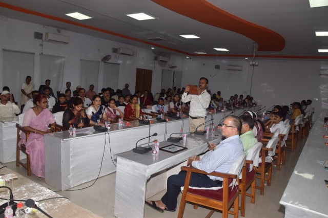 PSY Meritorious honor Sarguja Collectorate
